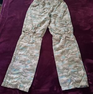 Mudd camo roll-up pants
